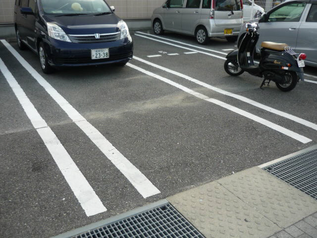 駐車場 写真14