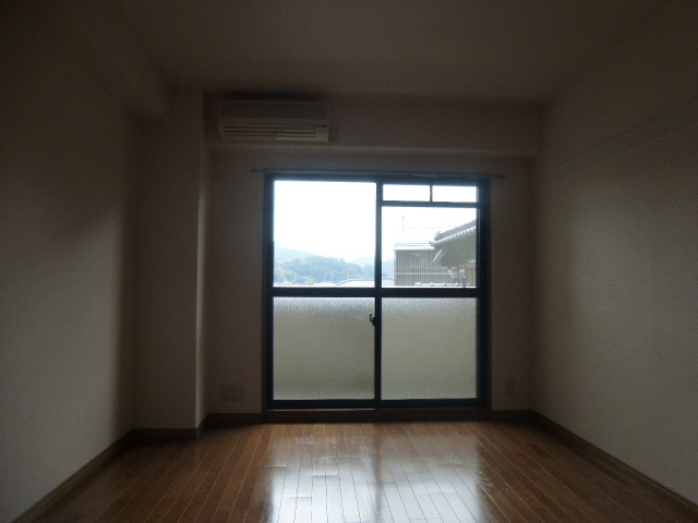 居室 写真7