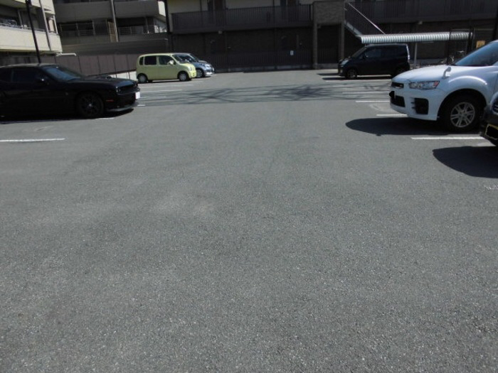 駐車場 写真14