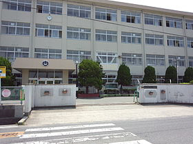 氷丘中学校まで2247m (徒歩29分) 写真22