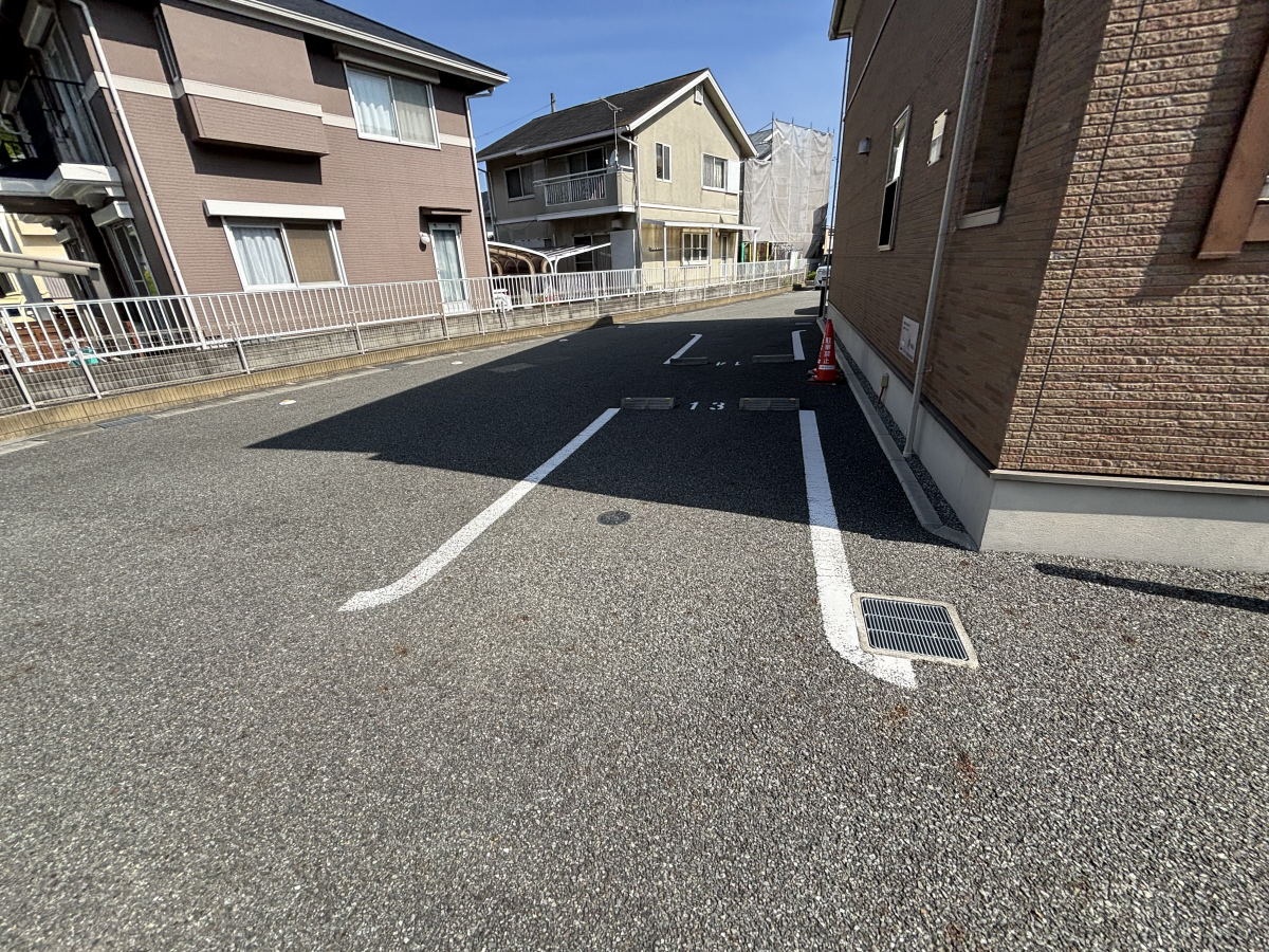 駐車場 写真16
