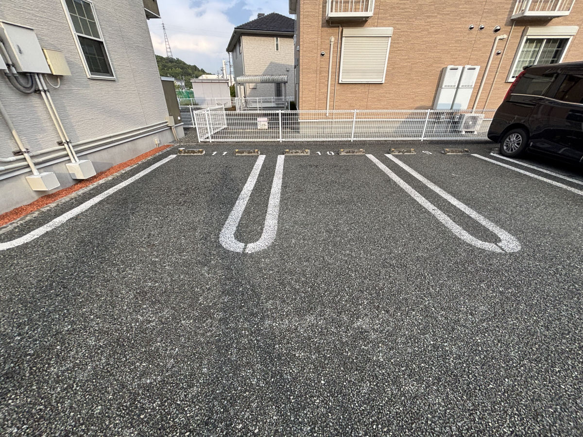 駐車場 写真15