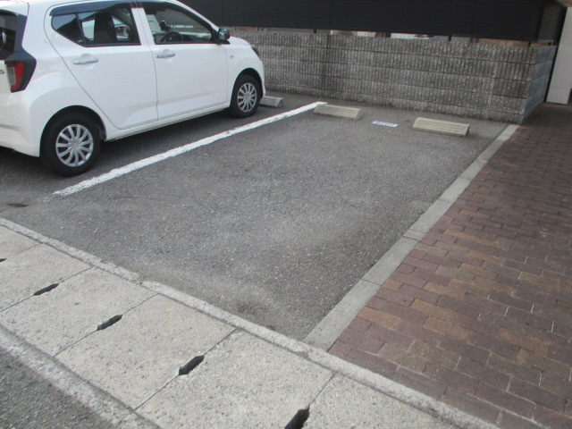 駐車場 写真13
