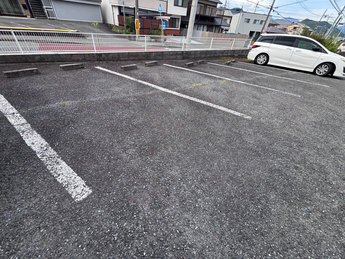 駐車場 写真14