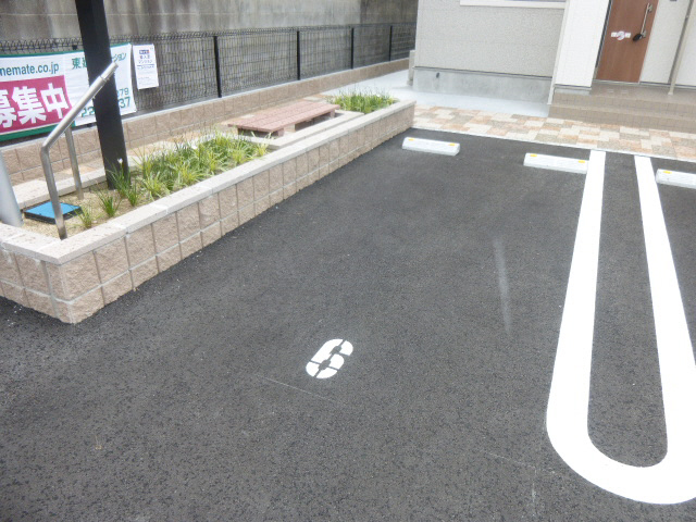 駐車場 写真12
