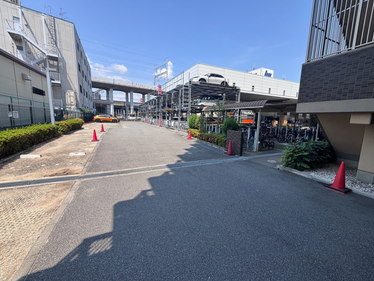駐車場 写真12
