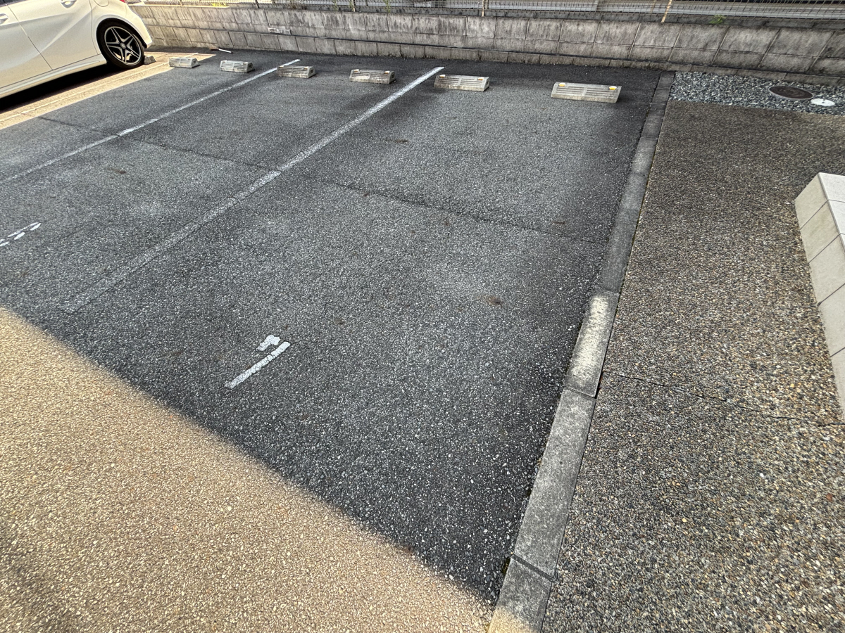 駐車場 写真12