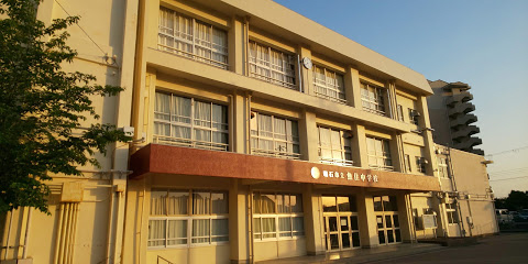 魚住中学校まで3727m (徒歩47分) 写真22