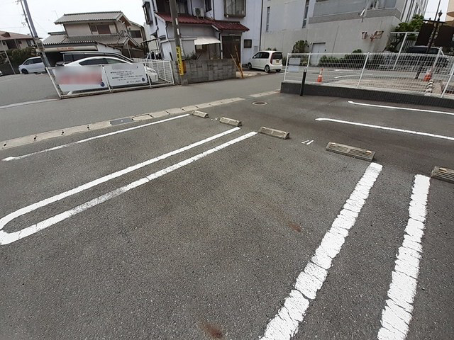 駐車場 写真13