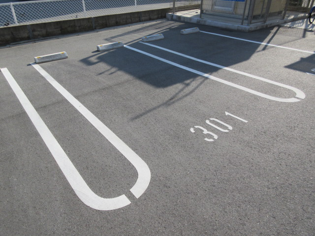 駐車場 写真13