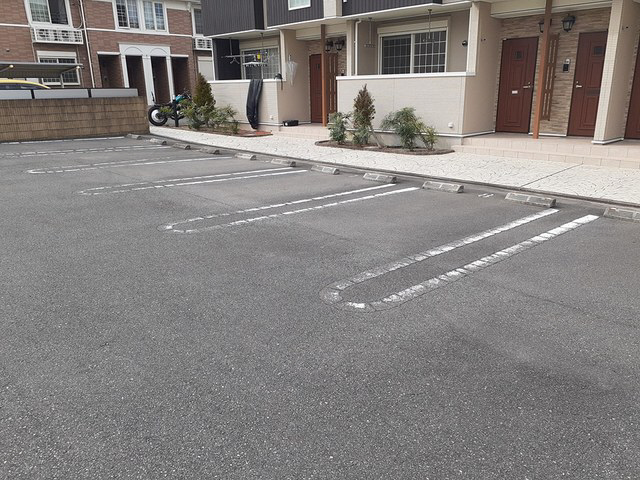 駐車場 写真14