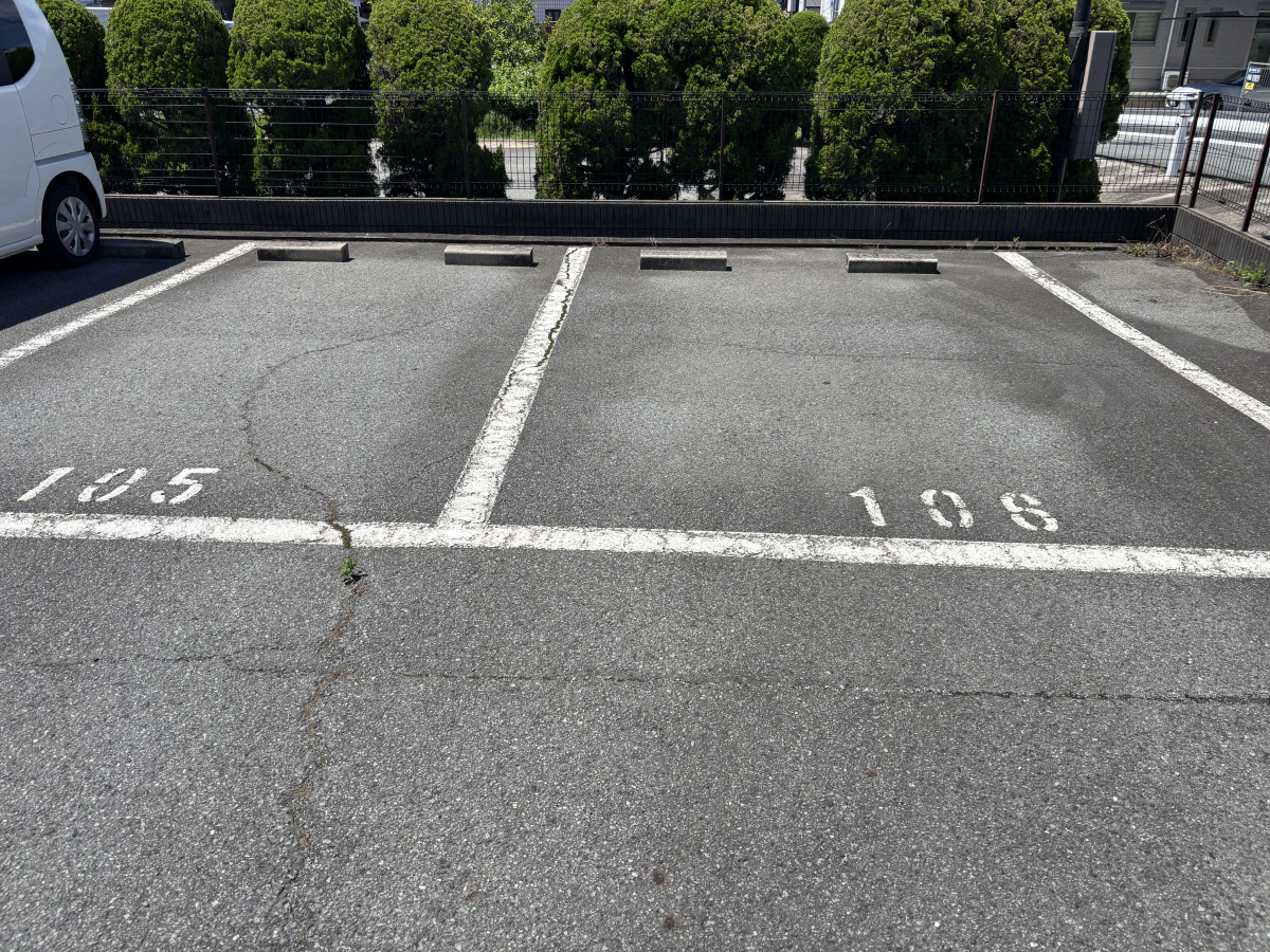 駐車場 写真18