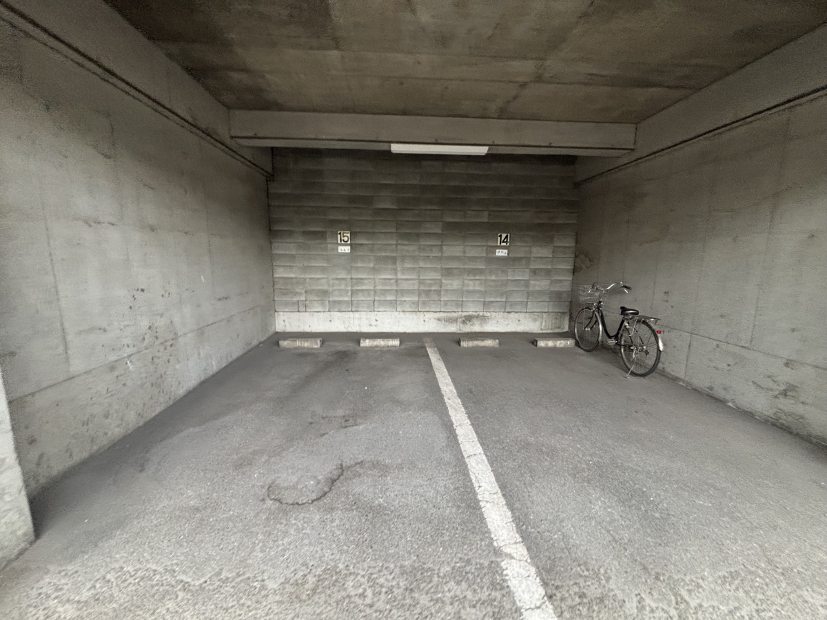 駐車場 写真15