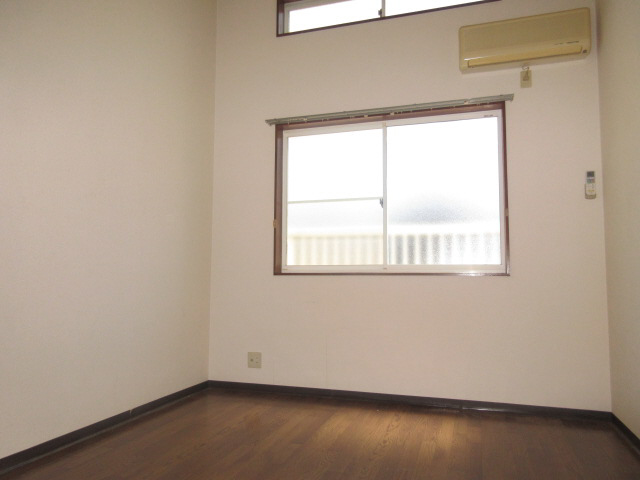 リビング 敷地内ゴミ捨て場です(^^♪ 写真2