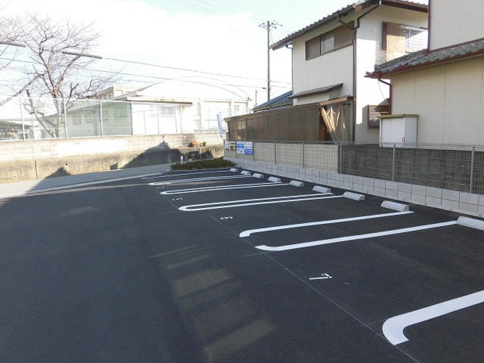 駐車場 写真13