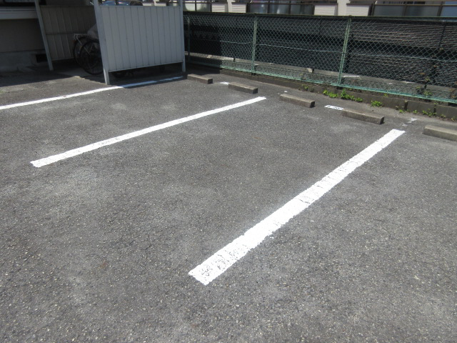 駐車場 写真12