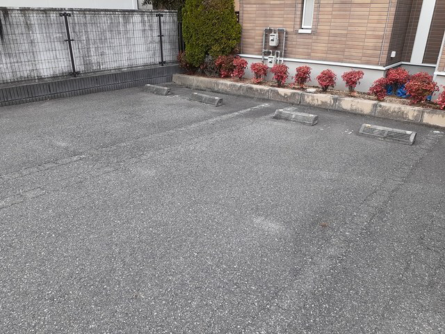 駐車場 写真13