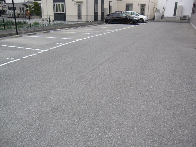 駐車場 写真19