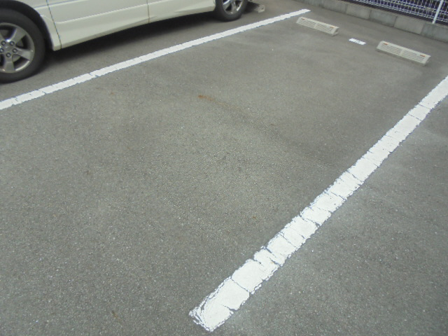 駐車場 写真13