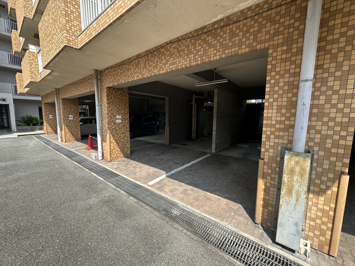 駐車場 写真14