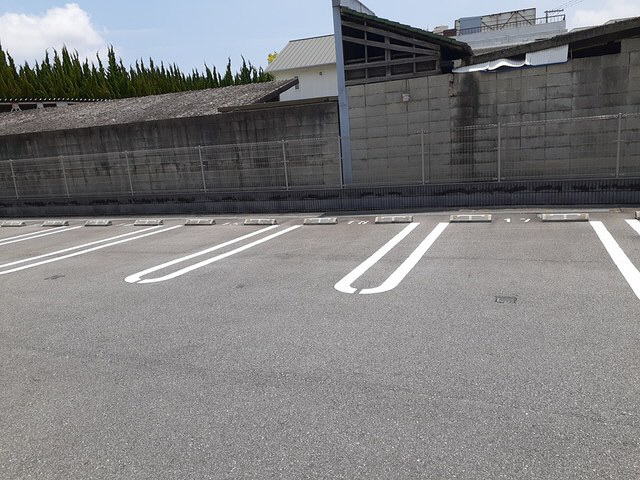 駐車場 写真13
