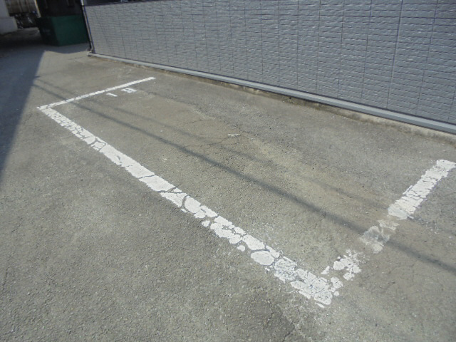駐車場 写真13