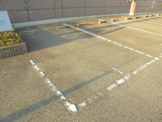 駐車場 写真12