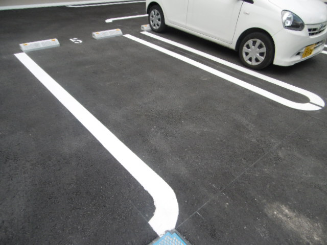 駐車場 写真16