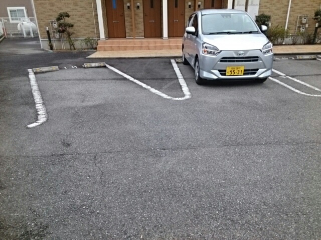 駐車場 写真13