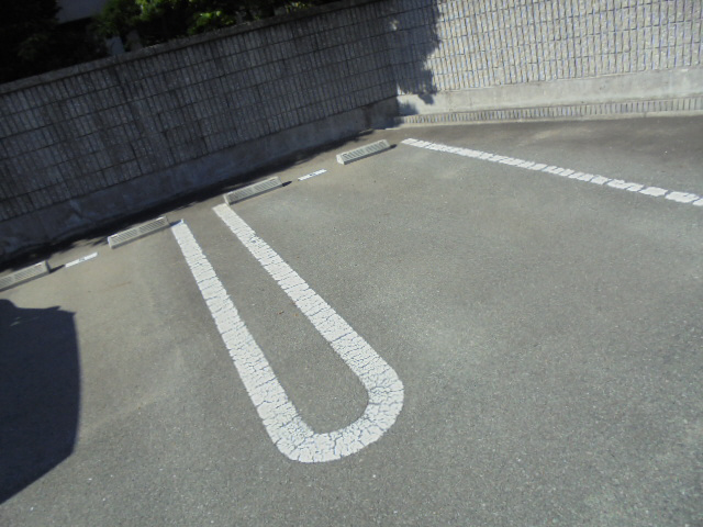 駐車場 写真13