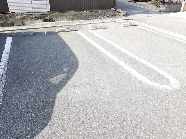 駐車場 写真13
