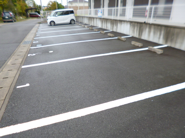 駐車場 写真13
