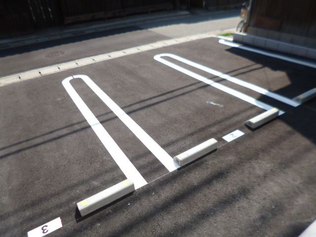 駐車場 写真13