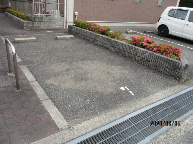 駐車場 写真12