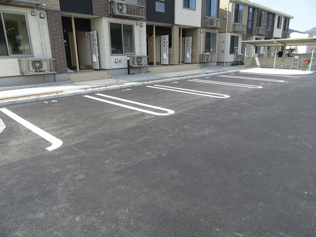 駐車場 写真13