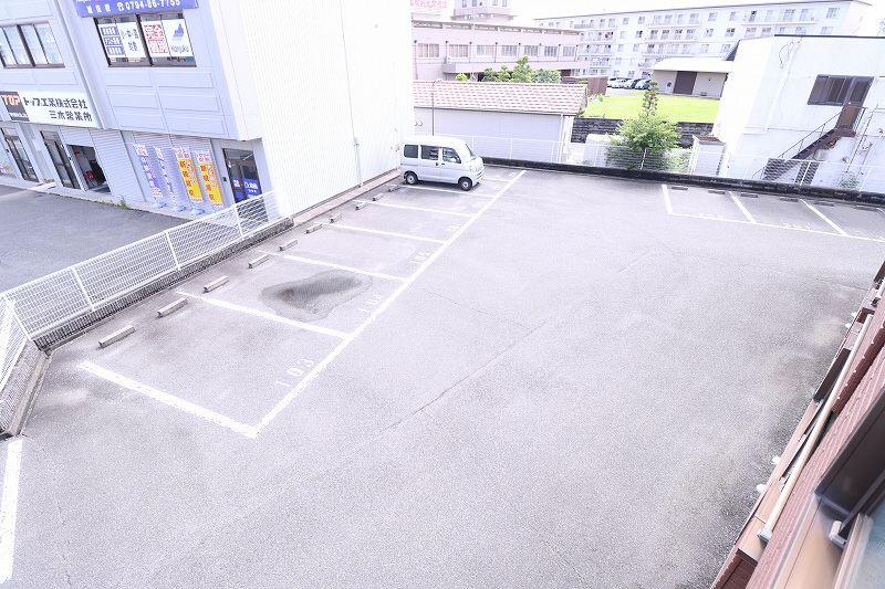 駐車場 写真10
