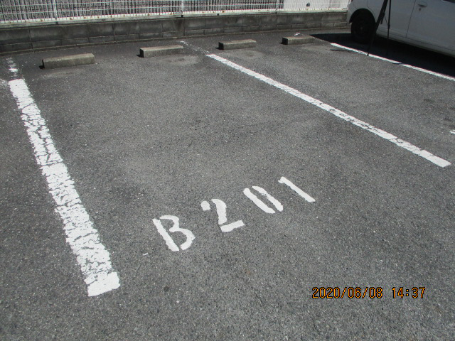 駐車場 写真12