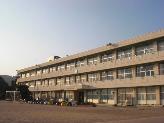滝野東小学校まで1936m (徒歩25分) 写真21