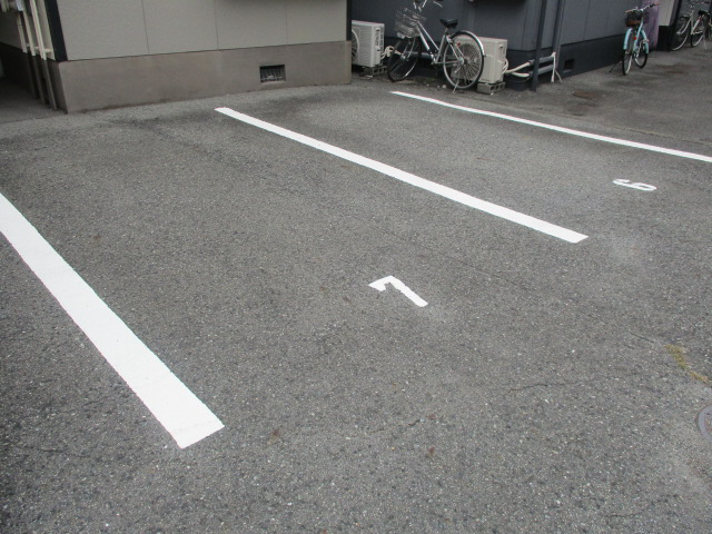 駐車場 写真15