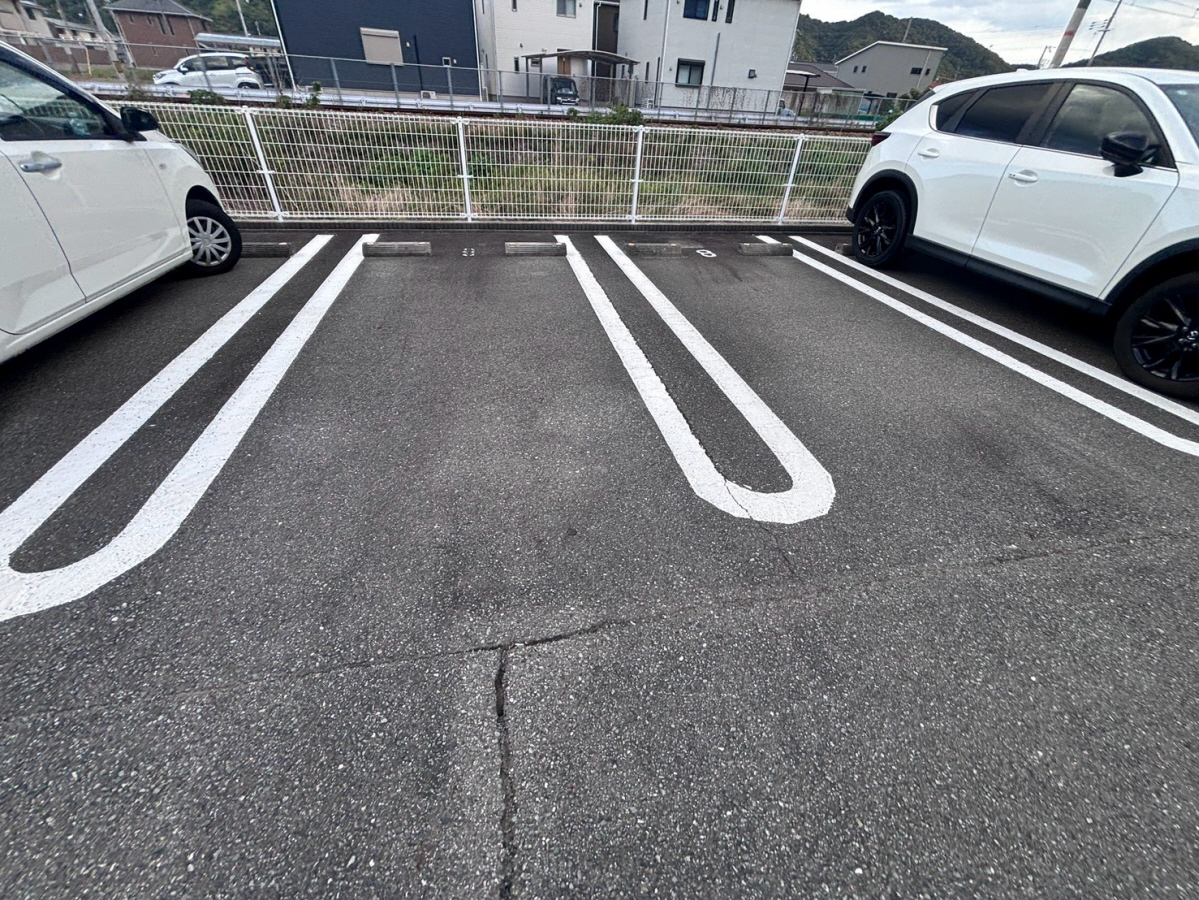 駐車場 写真13