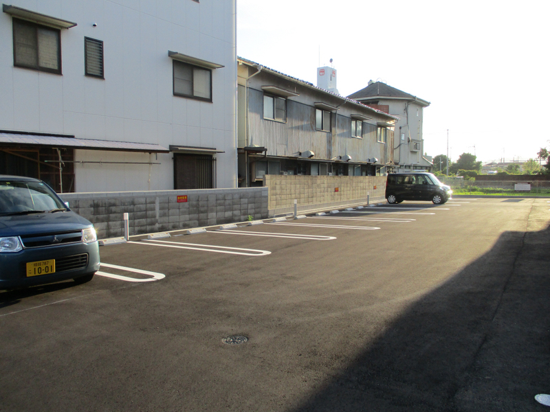 駐車場 写真13