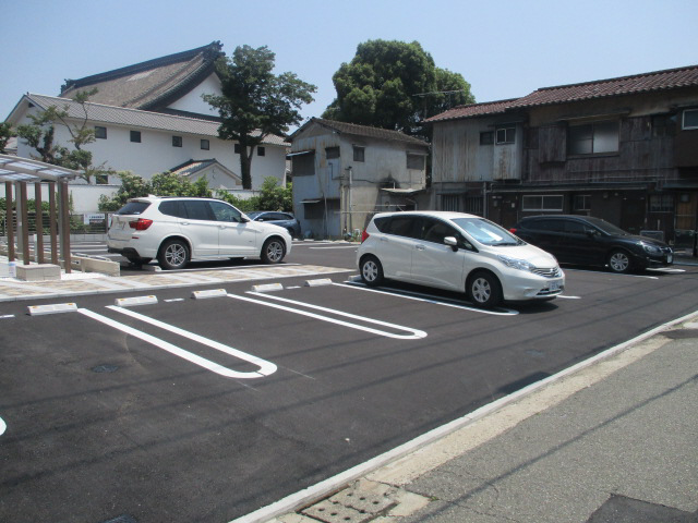 駐車場 写真13