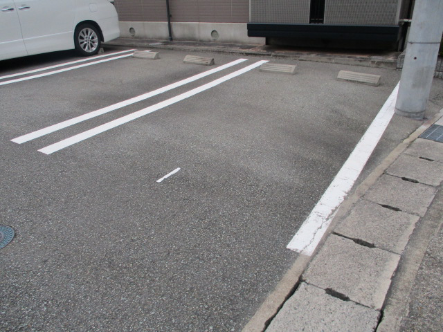 駐車場 写真14
