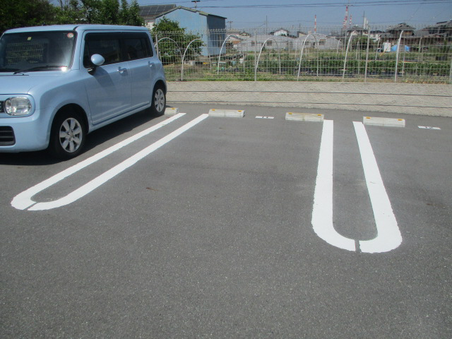 駐車場 写真13