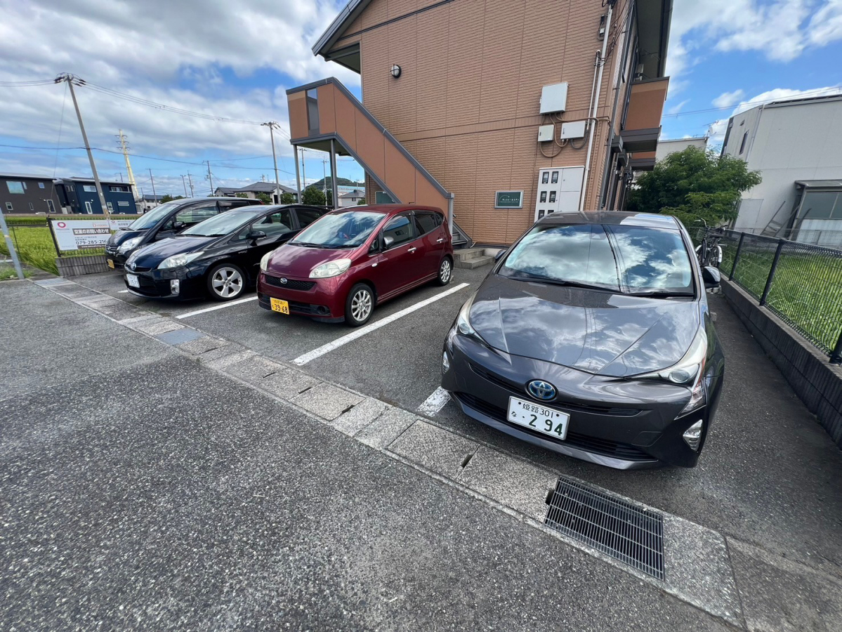 駐車場 写真11