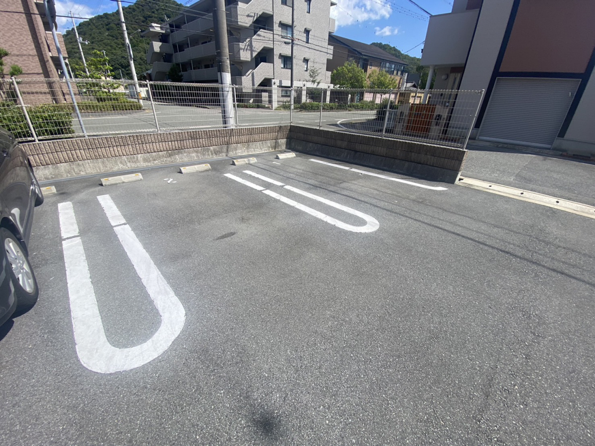 駐車場 写真13