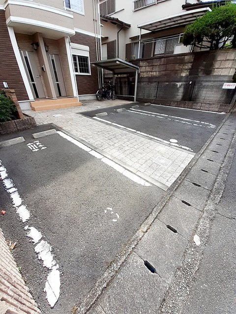 駐車場 写真12