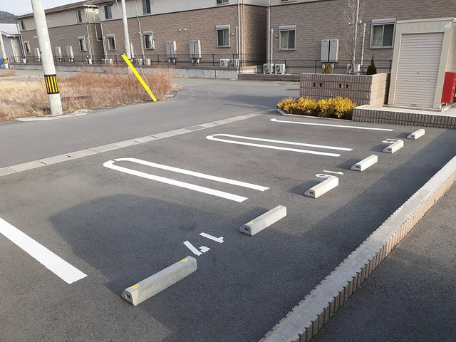駐車場 写真13