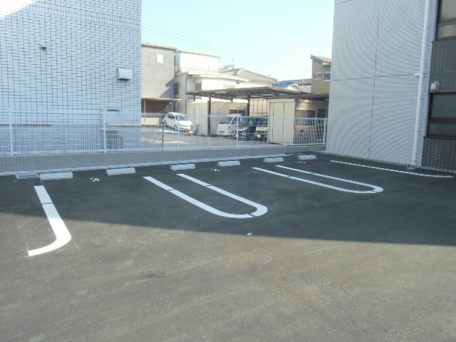 駐車場 写真13