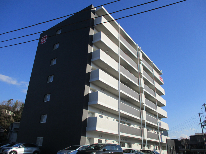 キャッスルコート岩端